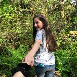 Meet your Posher, Kayla